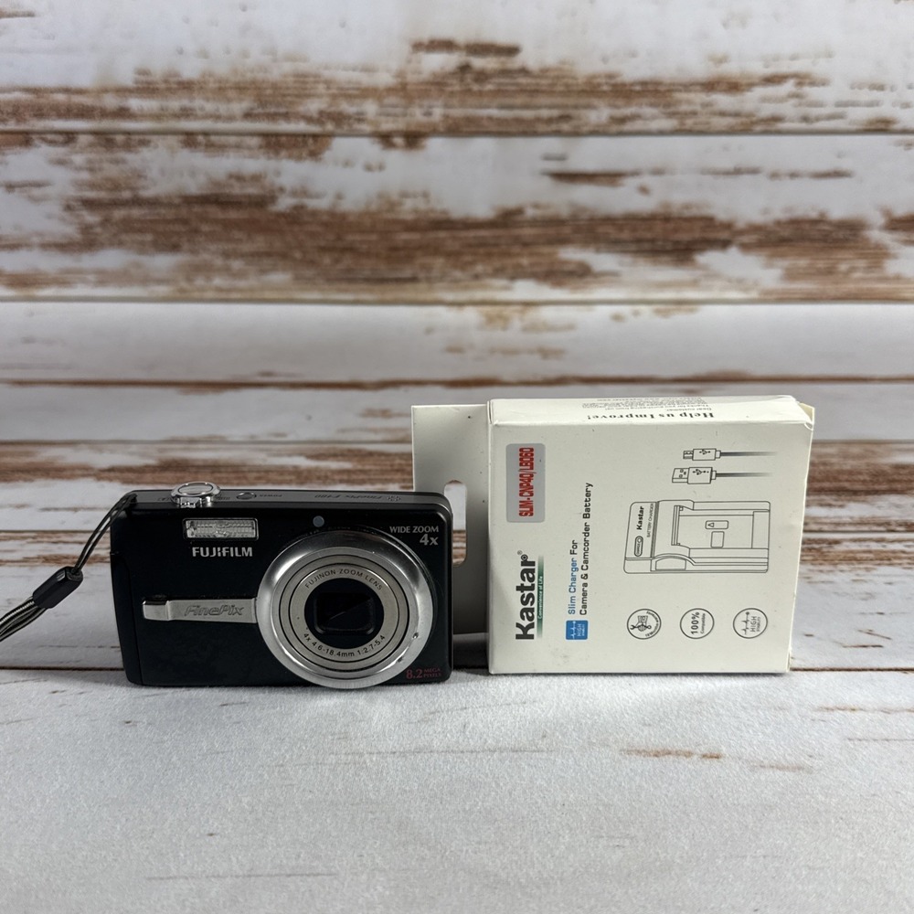 Fujifilm FinePix F480 8.2MP Digital Camera Black For Parts Lens Error